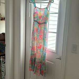 NWOT Lilly dress size S